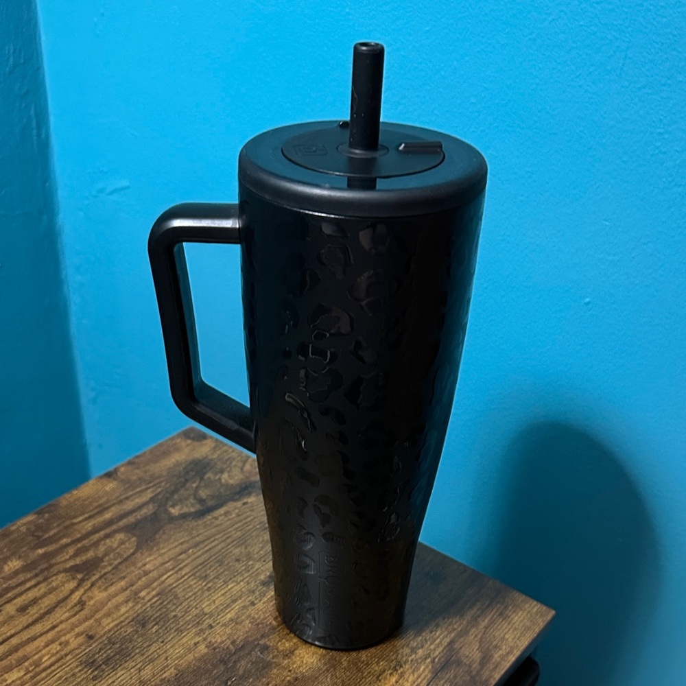 Brumata Black leopard Era 40oz Tumbler